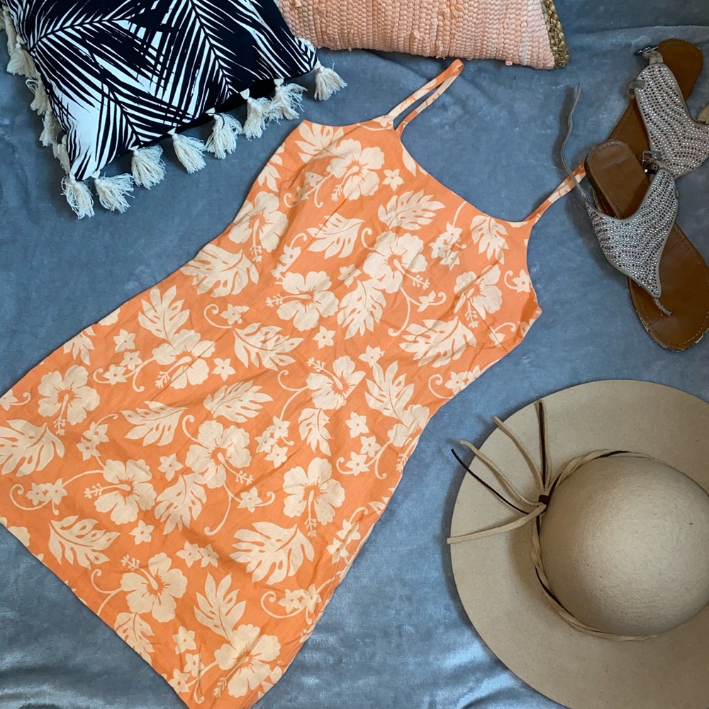 Peach summer dress with Hawaiian print